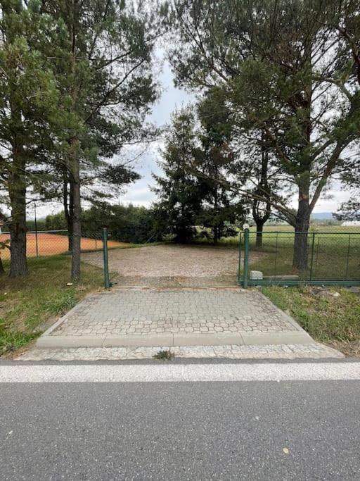 Utulny Domecek Obklopen Krasnou Prirodou Apartment Hodslavice ภายนอก รูปภาพ